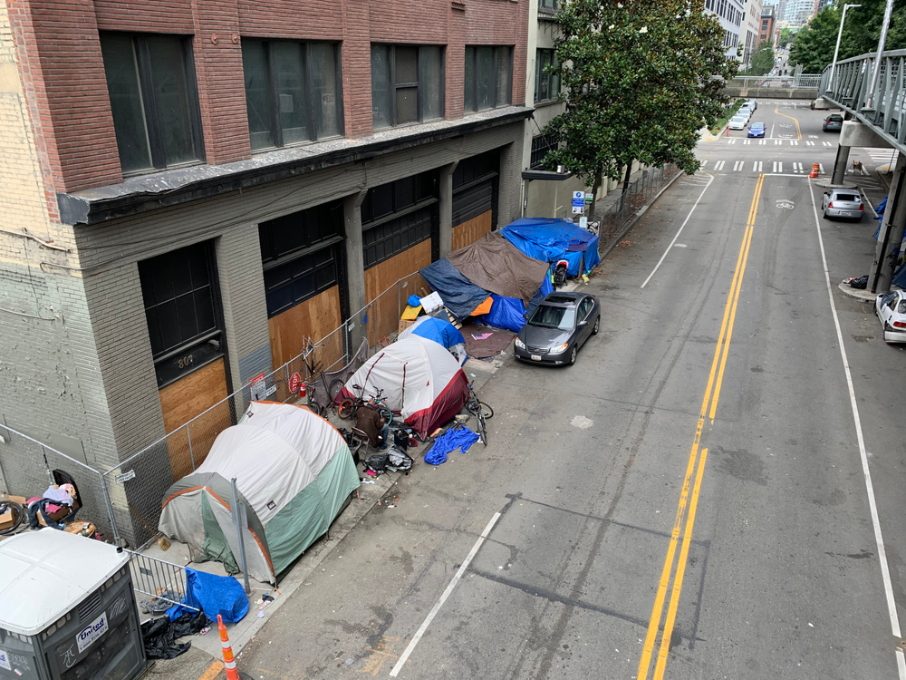 Seattle’s Homelessness Crisis Spreads Beyond Downtown: Impacts on Capitol Hill, Queen Anne, and Ballard